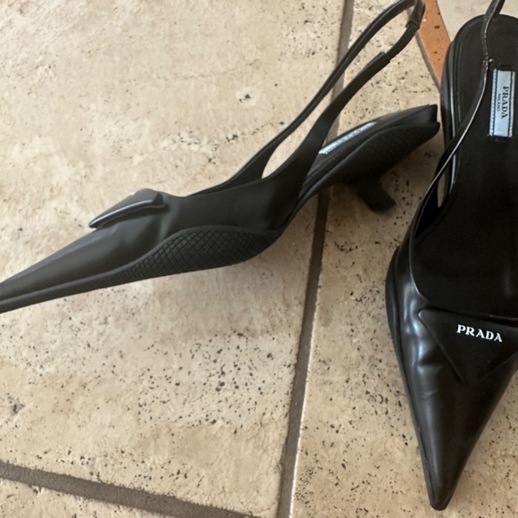 Prada kitten heel - Picture 2 of 3